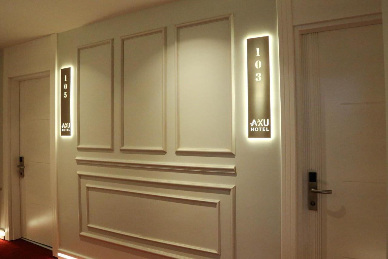 Axu Airport Hotel Arnavutkoy Exterior foto A wall panel