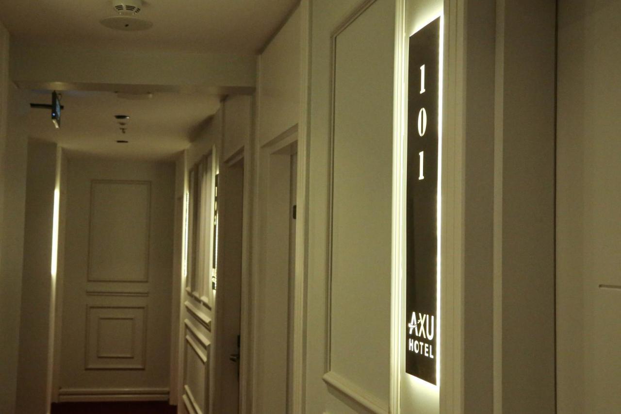 Axu Airport Hotel Arnavutkoy Exterior foto A corridor at the hotel