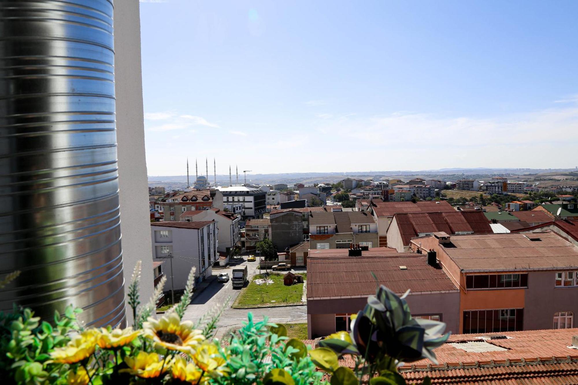 Axu Airport Hotel Arnavutkoy Exterior foto View of the city